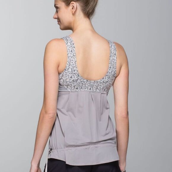 LULULEMON Floral Elevate Tank - Picture 2 of 9